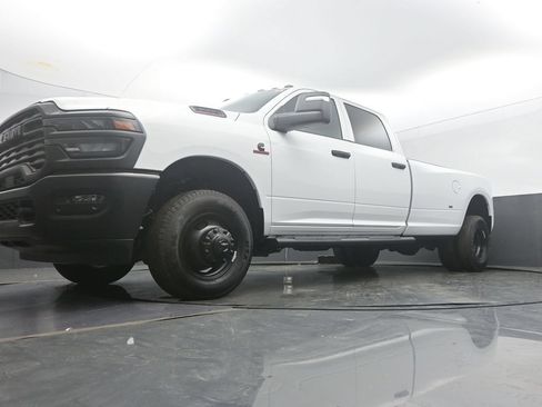 New 2026 RAM 3500 Tradesman AWD/4WD image 67