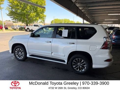Used 2019 Lexus GX 460 Luxury AWD/4WD image 9