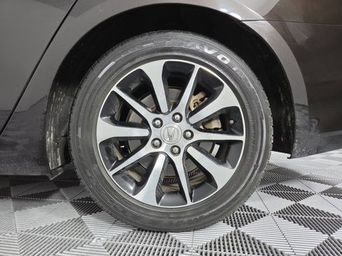 Used 2015 Acura TLX w/ Technology Package FWD image 11