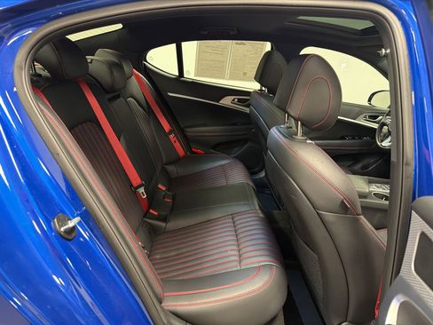 Used 2023 Genesis G70 2.0T w/ Sport Prestige Package RWD image 31