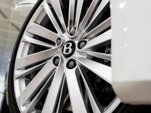 Used 2023 Bentley Flying Spur W12 AWD/4WD image 78