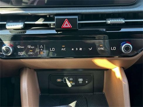 New 2026 Kia Sportage X-Line w/ X-Line Premium Package image 17