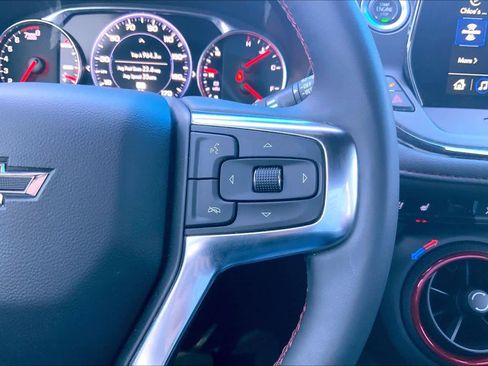 Certified 2025 Chevrolet Blazer RS w/ Enhanced Convenience Package image 25