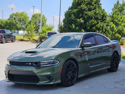 Used 2021 Dodge Charger Scat Pack RWD image 3
