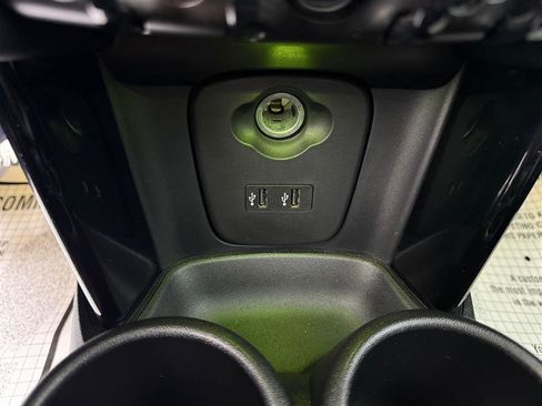 Used 2019 MINI Cooper S w/ Premium Package image 22