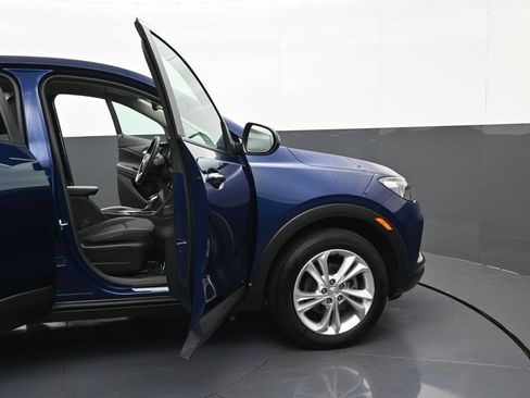 Used 2023 Buick Encore GX Preferred w/ Cold Weather Comfort Package AWD/4WD image 9