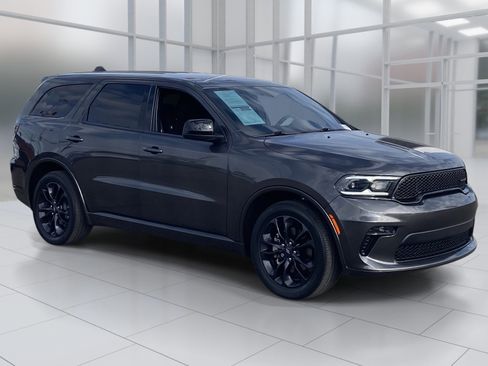 Used 2021 Dodge Durango SXT image 8