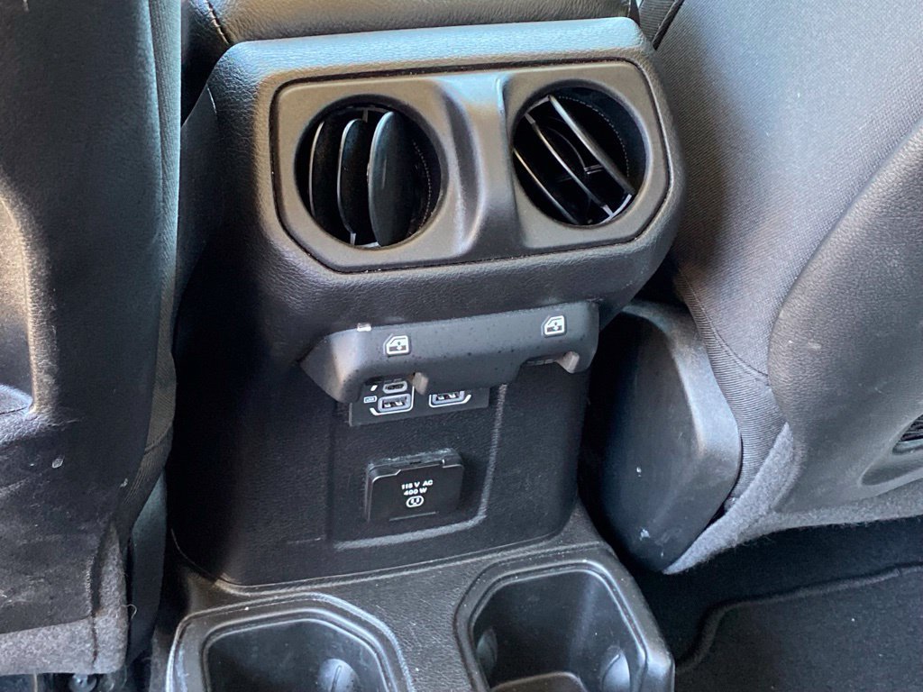 Used 2026 Jeep Gladiator Mojave AWD/4WD image 27