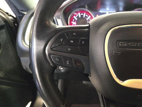 Used 2019 Dodge Challenger SXT image 16