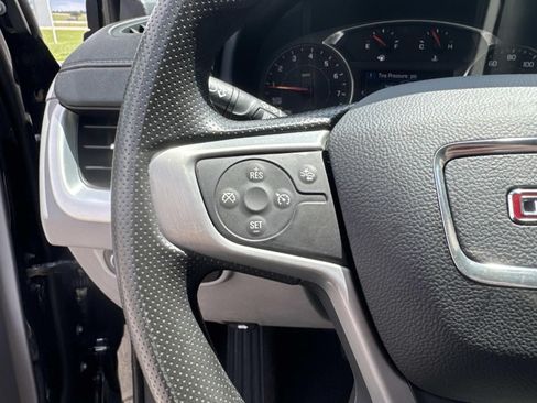 Used 2024 GMC Terrain SLE FWD image 23