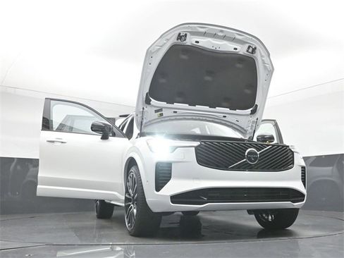 New 2026 Volvo XC90 B6 Ultra w/ Lounge Package image 56