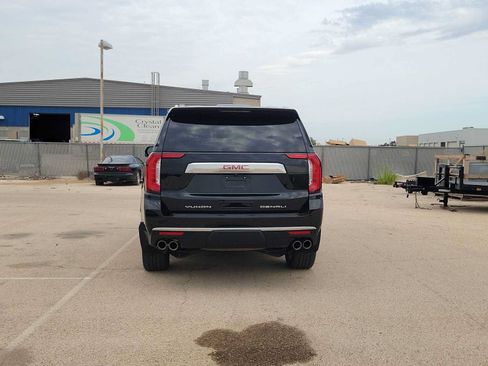 Used 2021 GMC Yukon Denali AWD/4WD image 7