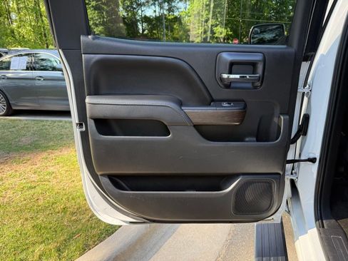 Used 2017 GMC Sierra 1500 Denali w/ Denali Ultimate Package image 37