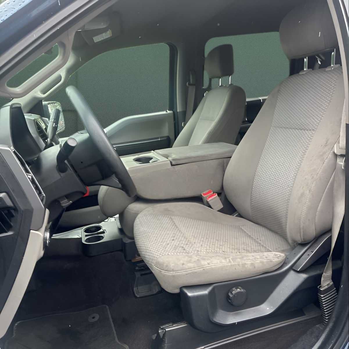 Used 2018 Ford F150 XLT AWD/4WD image 5