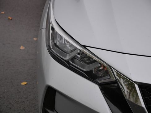 Used 2023 Nissan Sentra SV image 16