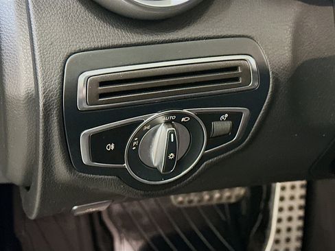 Used 2019 Mercedes-Benz C 300 4MATIC Coupe image 17