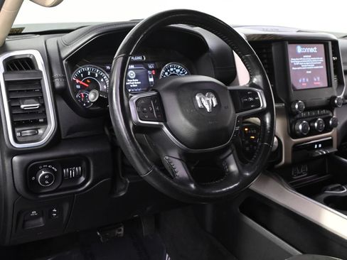 Used 2020 RAM 1500 Laramie AWD/4WD image 11