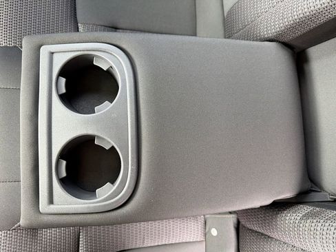 Used 2025 Subaru Outback Premium image 32