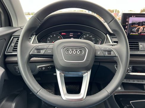 Certified 2025 Audi Q5 2.0T Premium image 22
