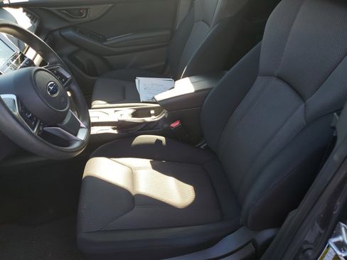 Certified 2023 Subaru Crosstrek 2.0i image 13