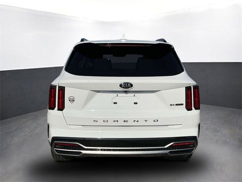 Used 2021 Kia Sorento SX image 5