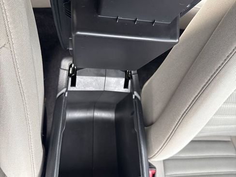 Used 2017 Ford Fusion S image 46