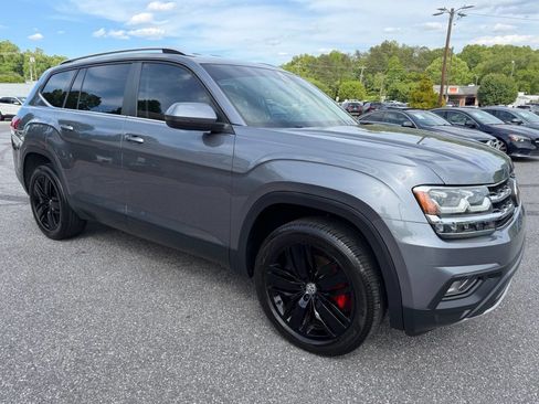 Used 2019 Volkswagen Atlas SE w/ Towing Package FWD image 7