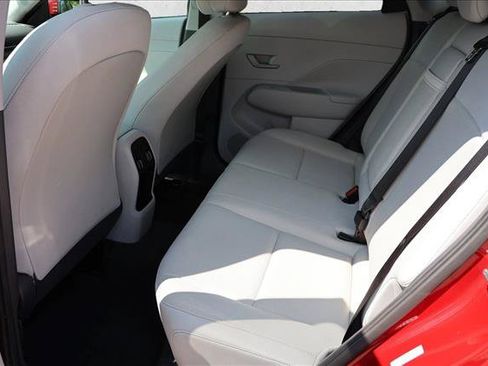 Used 2024 Hyundai Kona SEL AWD/4WD image 22