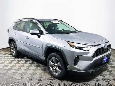Certified 2023 Toyota RAV4 LE image 1
