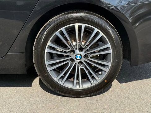 Used 2018 BMW 530i xDrive AWD/4WD image 18