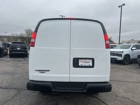 New 2025 Chevrolet Express 2500 w/ Safety Package image 4