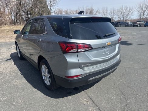 Used 2024 Chevrolet Equinox LT image 4