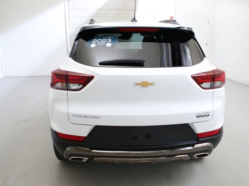 Certified 2023 Chevrolet TrailBlazer ACTIV FWD image 9