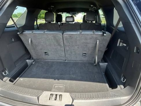 Used 2025 Ford Explorer ST-Line w/ ST-Line Street Pack AWD/4WD image 24