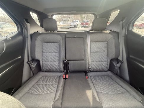 Used 2019 Chevrolet Equinox LT w/ Sun & Navigation Package image 18