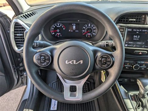 Used 2022 Kia Soul LX w/ Technology Package image 20