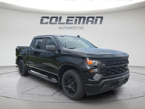 Used 2023 Chevrolet Silverado 1500 Custom w/ Rally Edition AWD/4WD image 2