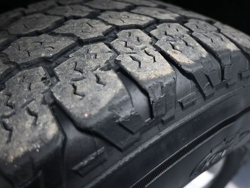 Used 2024 RAM 2500 Big Horn w/ Night Edition AWD/4WD image 28