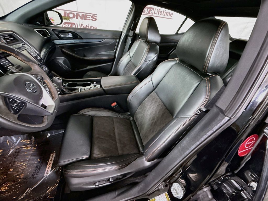 Certified 2022 Nissan Maxima SR w/ Sport Mat Group FWD image 28
