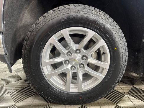 Used 2020 Chevrolet Silverado 1500 LT w/ All-Star Edition AWD/4WD image 10
