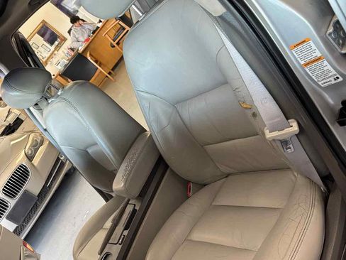 Used 2000 Lincoln LS image 23