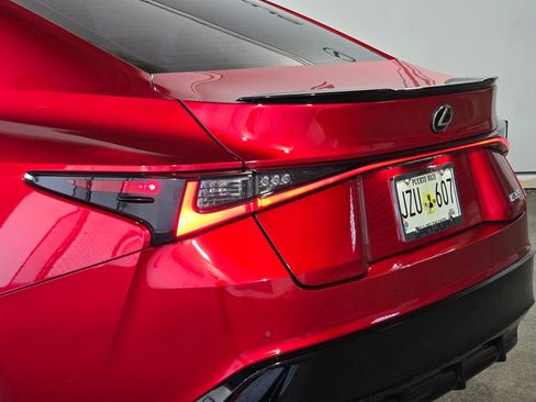 Used 2022 Lexus IS 350 F Sport RWD image 10