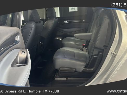 Used 2019 Buick Enclave Essence w/ Trailering Package, 5000 lbs. AWD/4WD image 17