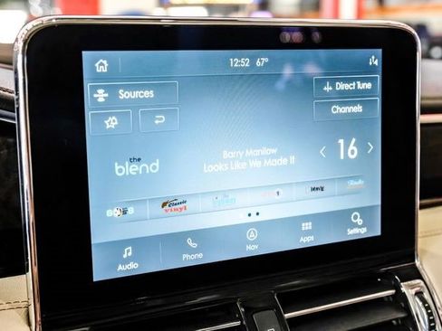 Used 2020 Lincoln Navigator L Reserve w/ Equipment Group 208A Reserve image 26