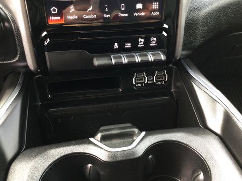 Used 2022 RAM 1500 Laramie image 27