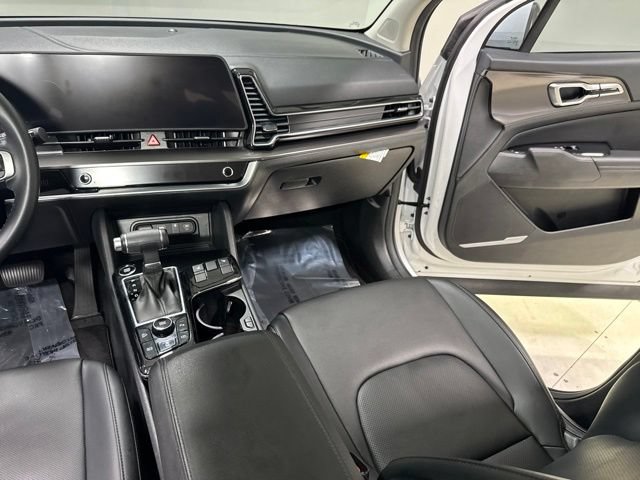 Used 2023 Kia Sportage EX FWD image 24