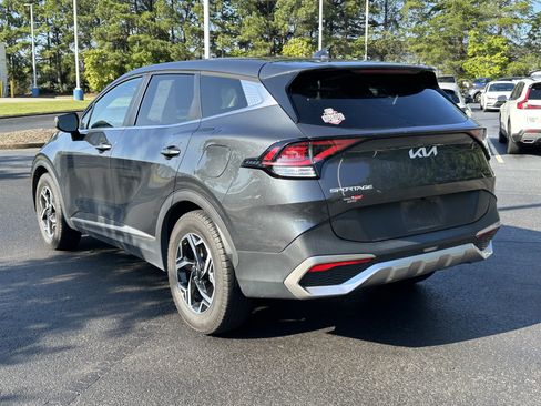 Used 2024 Kia Sportage LX FWD image 9