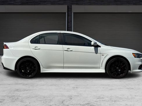 Used 2012 Mitsubishi Lancer Evolution MR AWD/4WD image 3