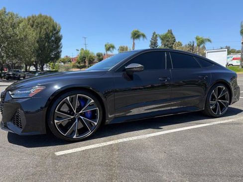 Used 2022 Audi RS 7 Sportback AWD/4WD image 2