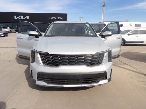 New 2026 Kia Sorento LX image 32